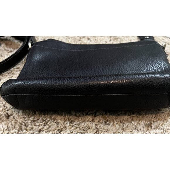Vintage COACH Black Penelope Turnlock Swingpack Pebble Leather Crossbody - Picture 5 of 14